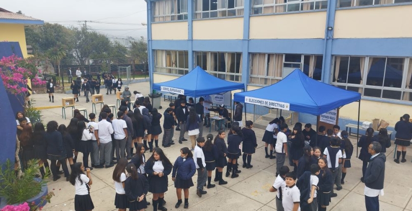 Servel Eufrasiano: estudiantes del colegio votaron por sus directivas de curso